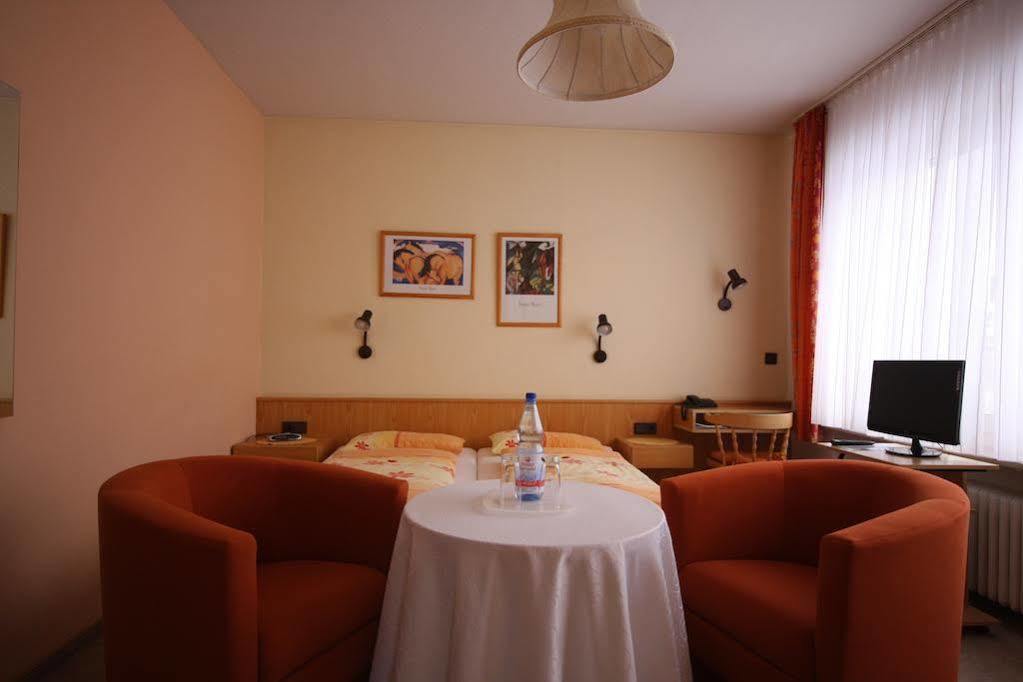 Haus Am Kurpark Hotel Garni Bad Steben Exterior foto